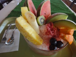 フルーツジャンボかき氷　多度グリーンファーム